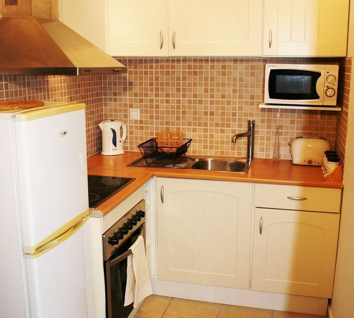 Lagoon View Apartments - Adults Only Khelmata